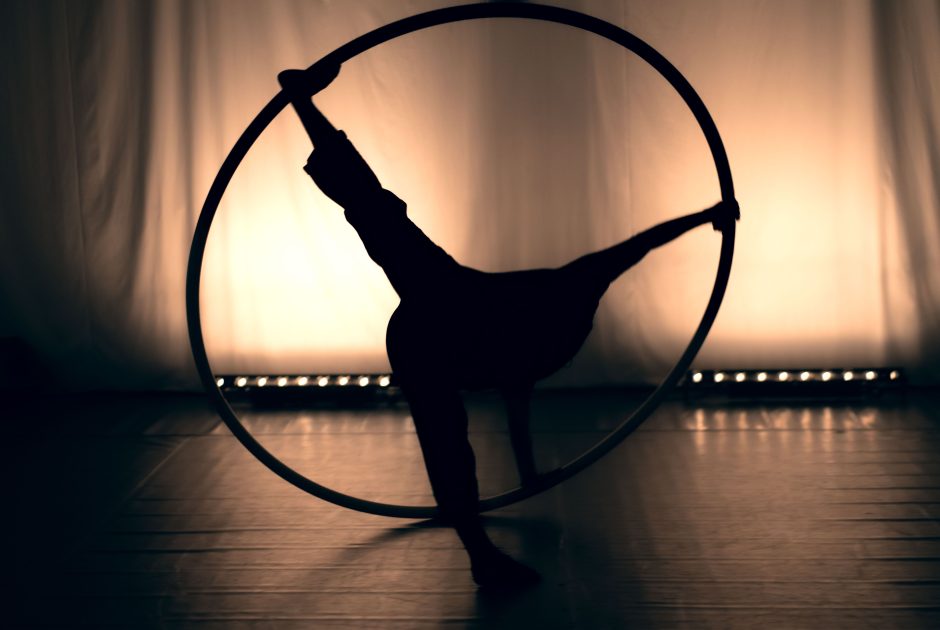 Esta imagem tem um texto alternativo em branco, o nome da imagem é Ashleighgeorgiou@ervadaninha-ensaios-10-copia-940x630.jpg